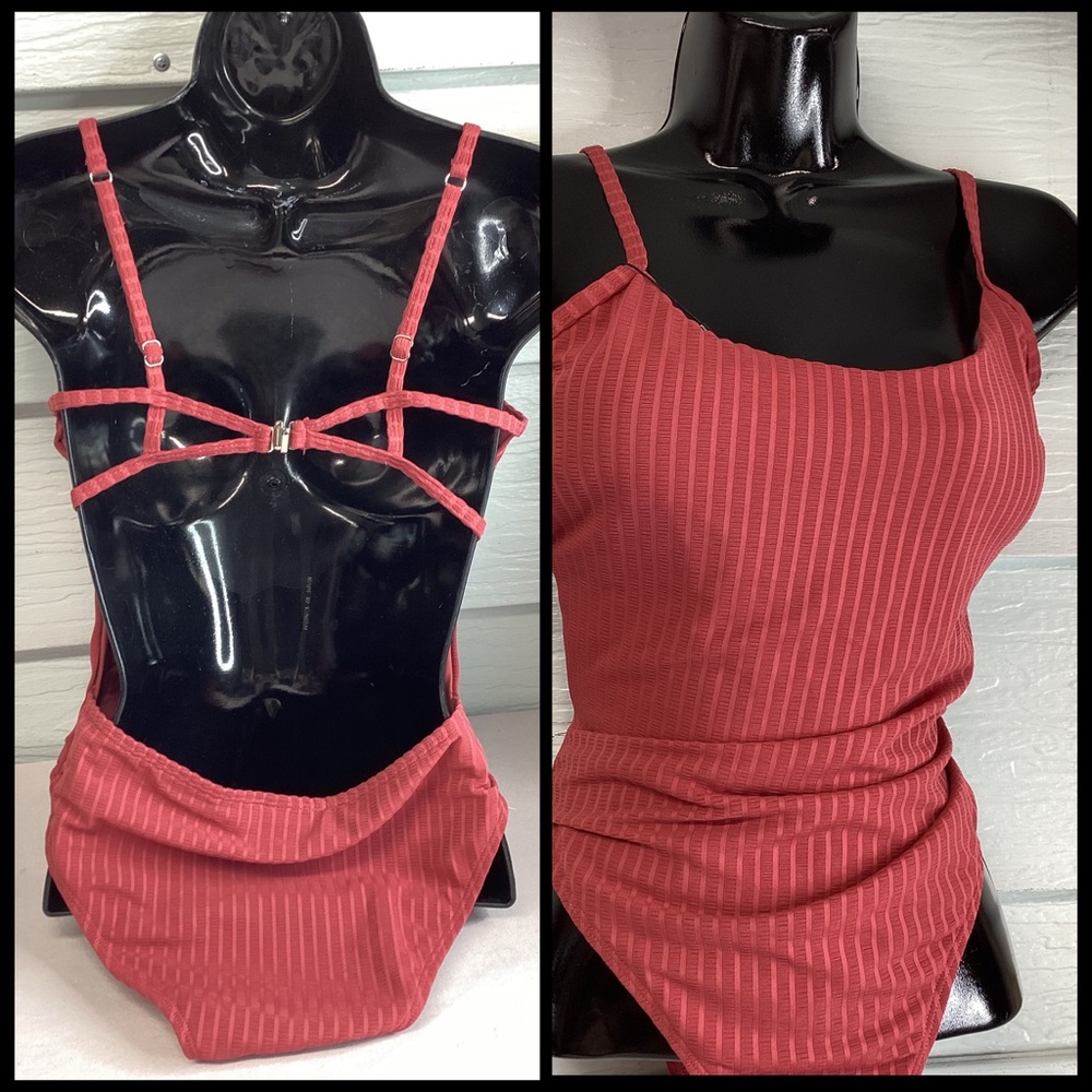 Zara Ribbed Dusty Rose One-Piece Swimsuit.48 - Picture 4 of 5